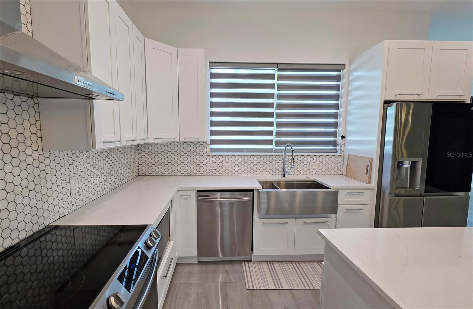 3017 PINE ST, BRADENTON, FL — photo 12