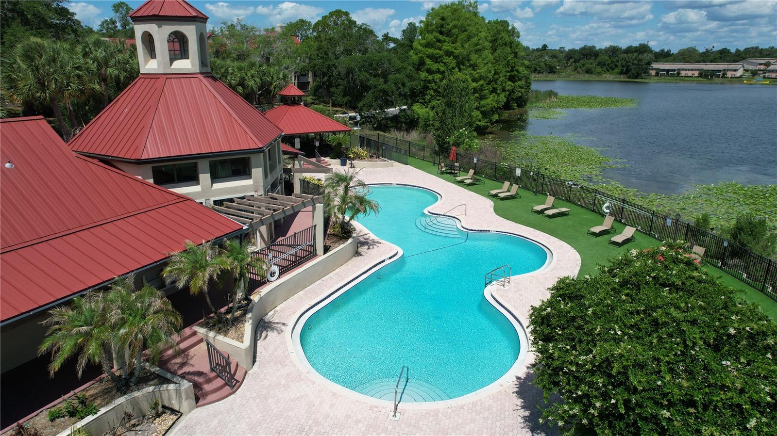 216 AFTON SQ #309, ALTAMONTE SPRINGS, FL
