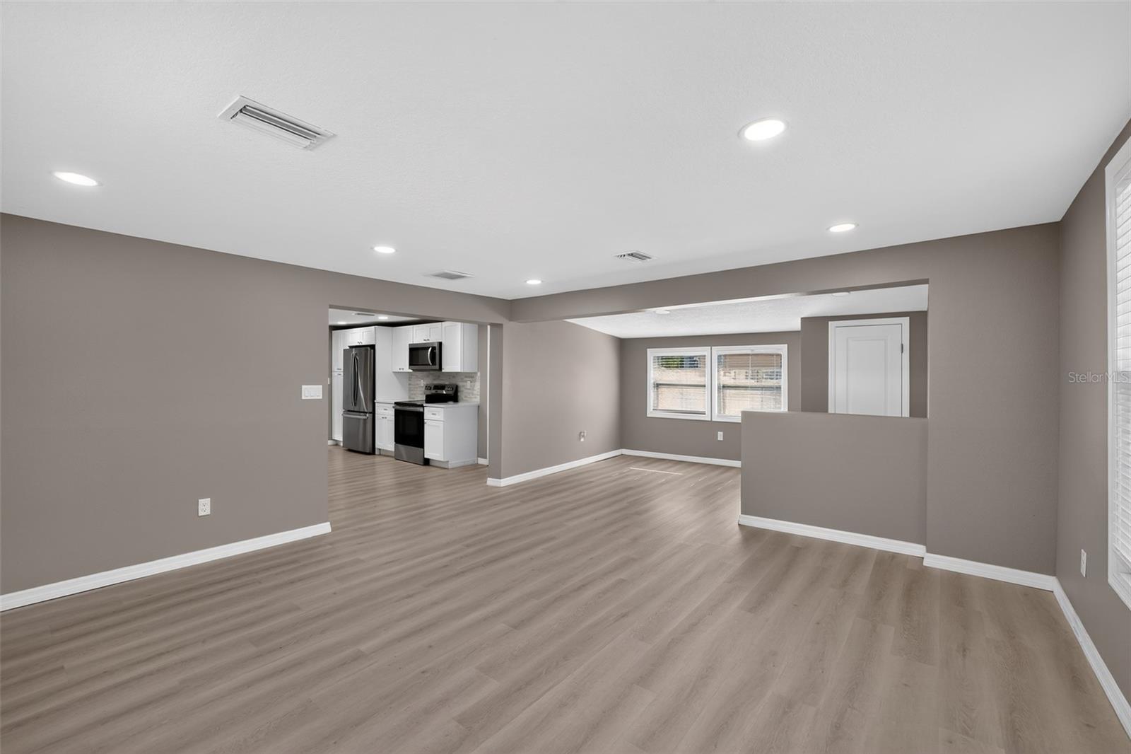 4521 41ST AVE N, ST PETERSBURG, FL — photo 5