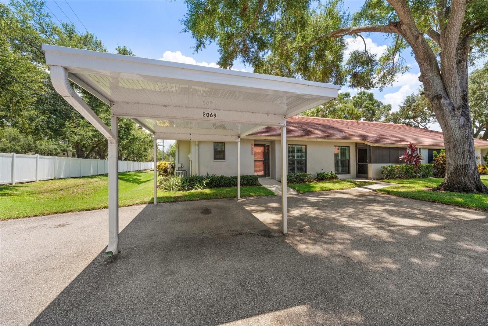 2069 LAKEVIEW DR, CLEARWATER, FL — photo 3