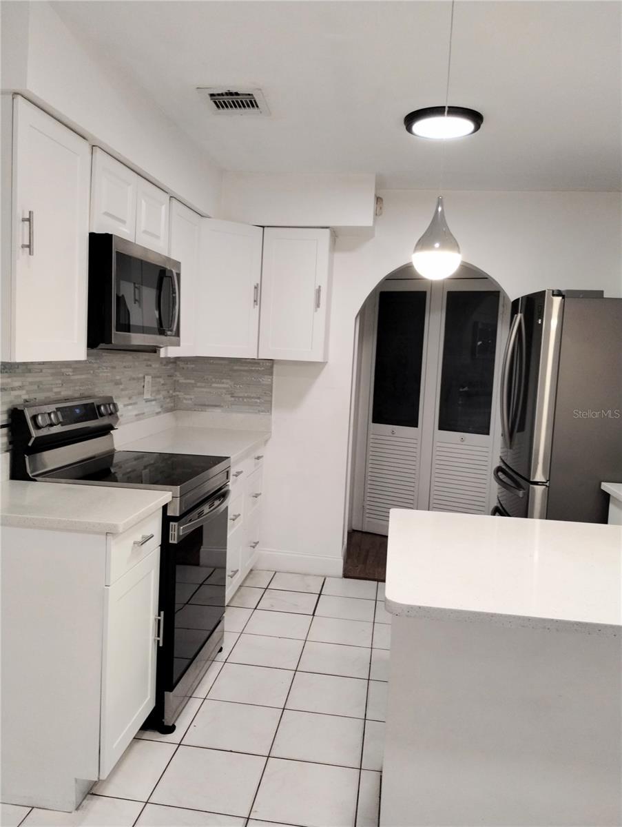 708 ANTELOPE WAY, KISSIMMEE, FL — photo 9
