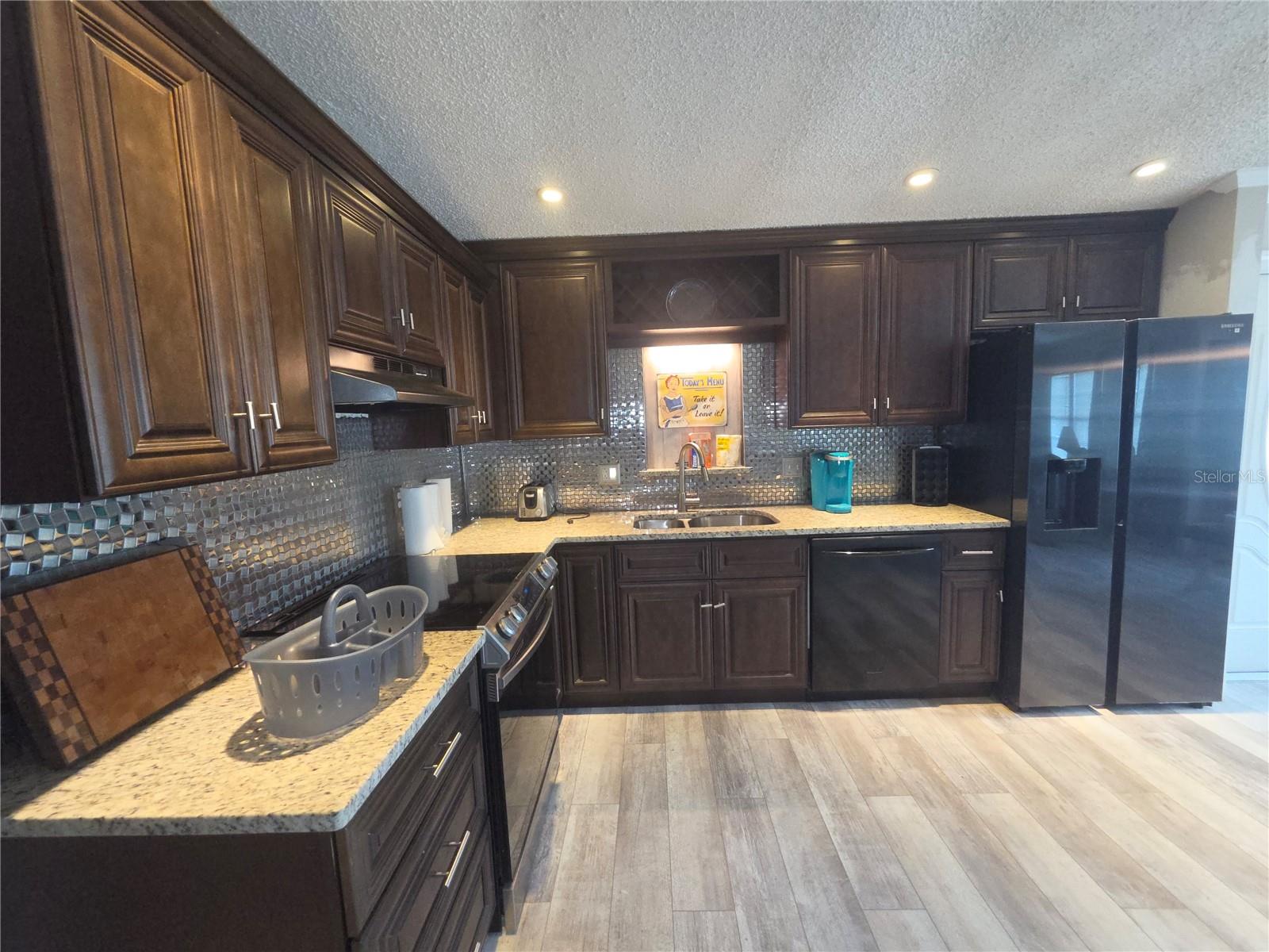 332 VICTORIA DR, HAINES CITY, FL — photo 29