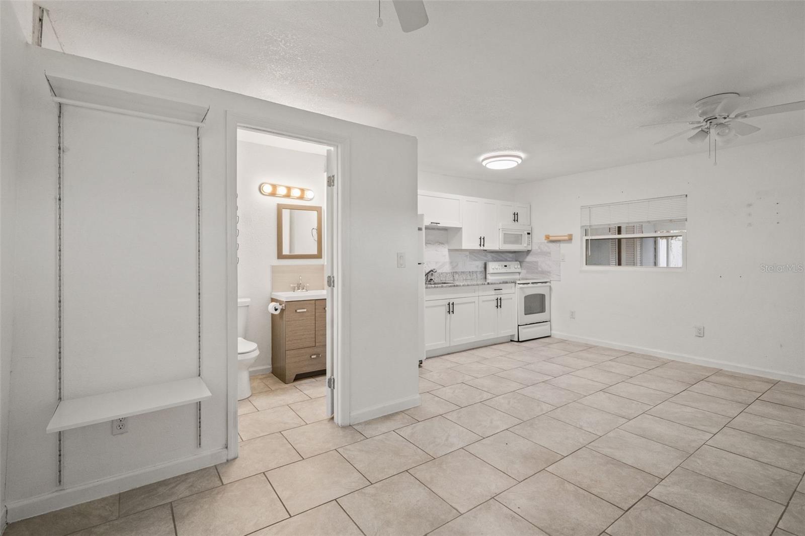 102 W NORTH ST, TAMPA, FL — photo 38