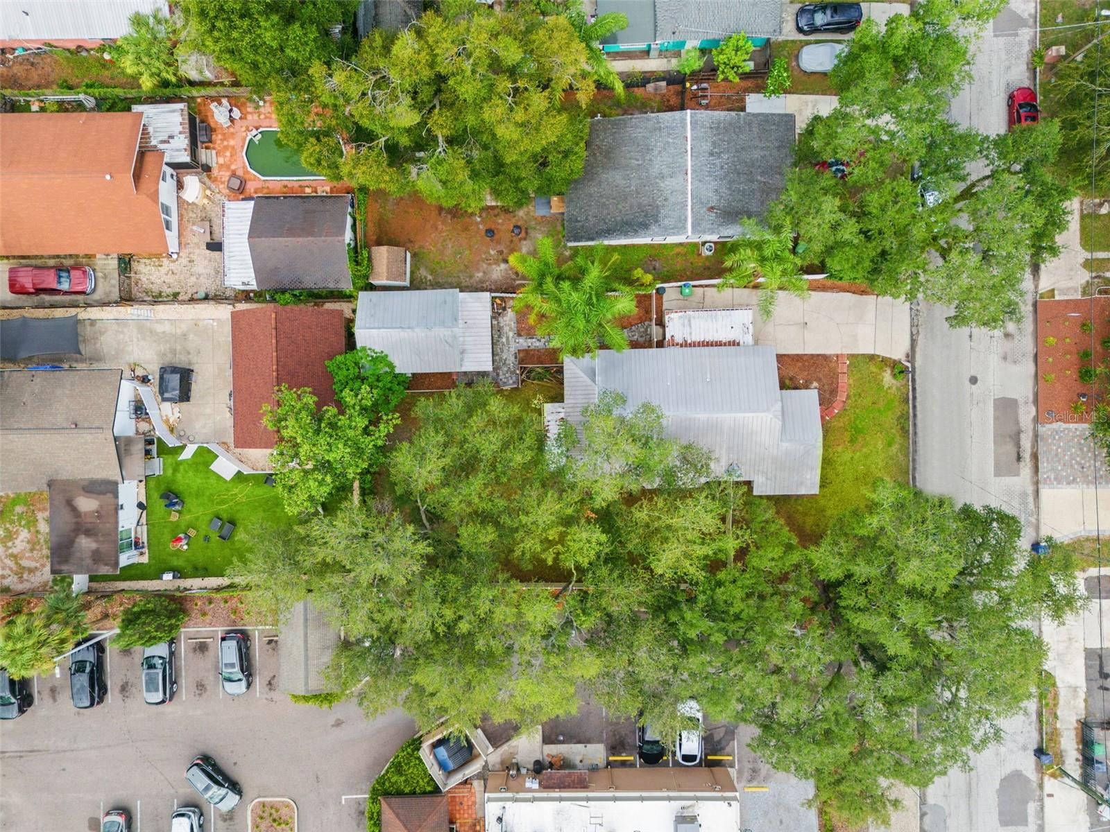 102 W NORTH ST, TAMPA, FL — photo 43