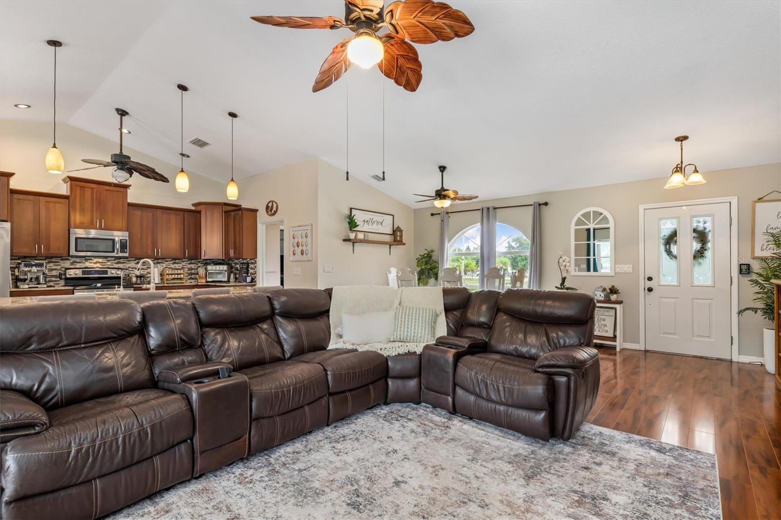 8200 CLEVELAND DR, PUNTA GORDA, FL — photo 12