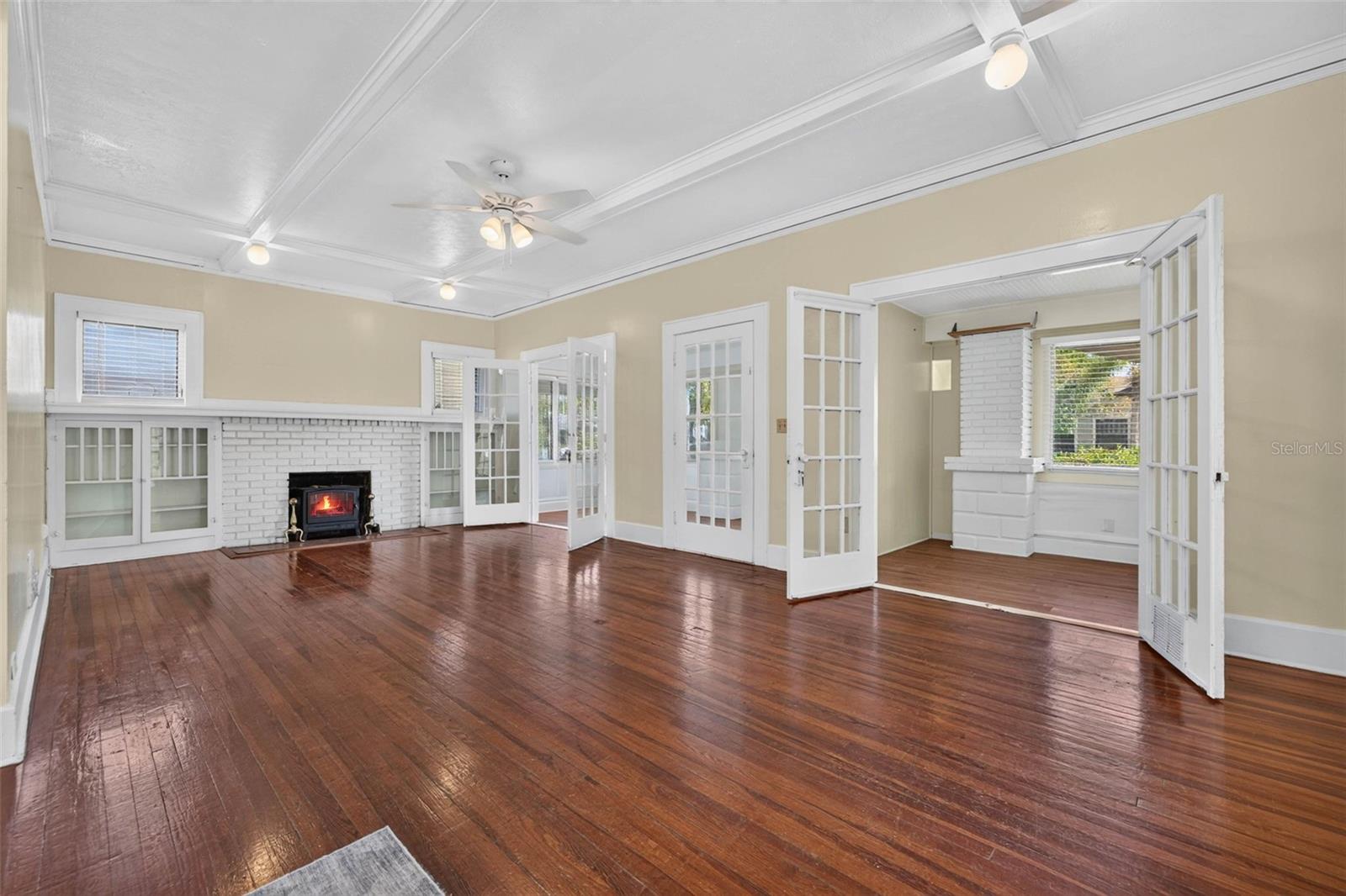 2800 2ND AVE N, ST PETERSBURG, FL — photo 4