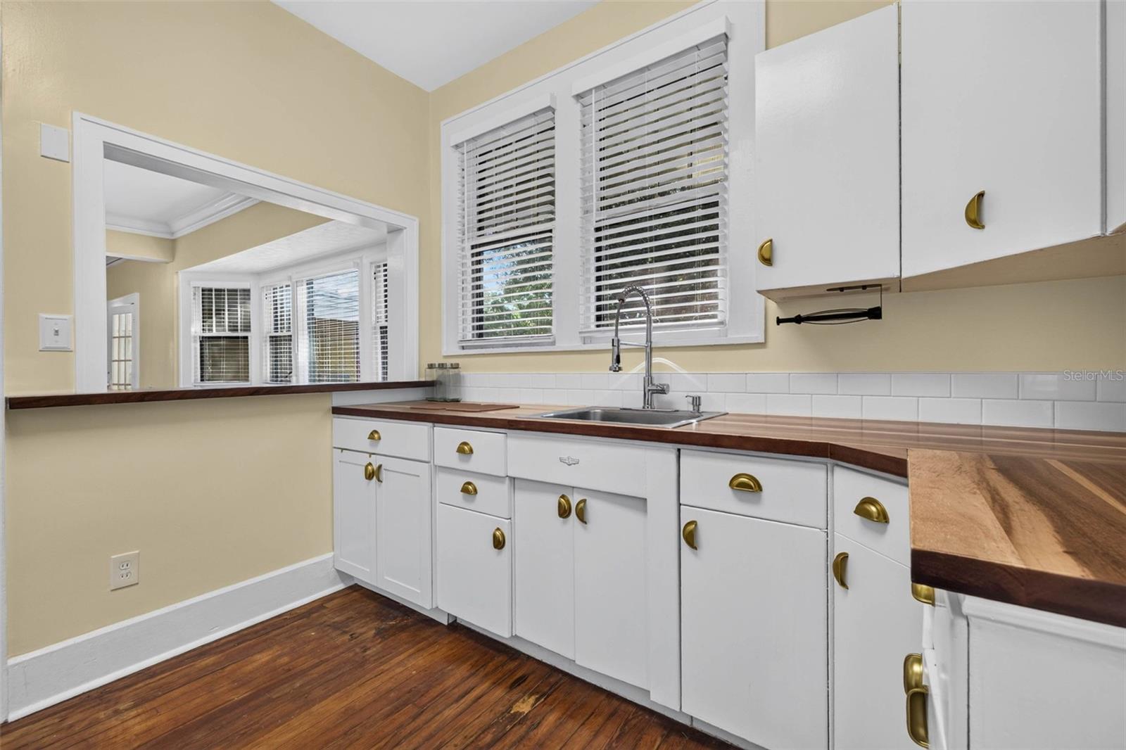 2800 2ND AVE N, ST PETERSBURG, FL — photo 11
