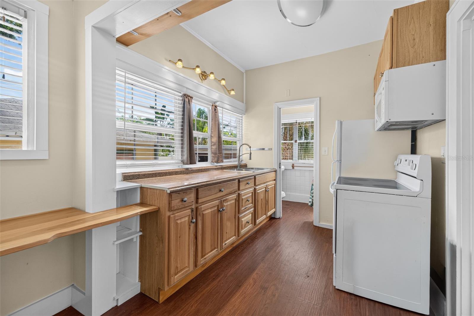 2800 2ND AVE N, ST PETERSBURG, FL — photo 25