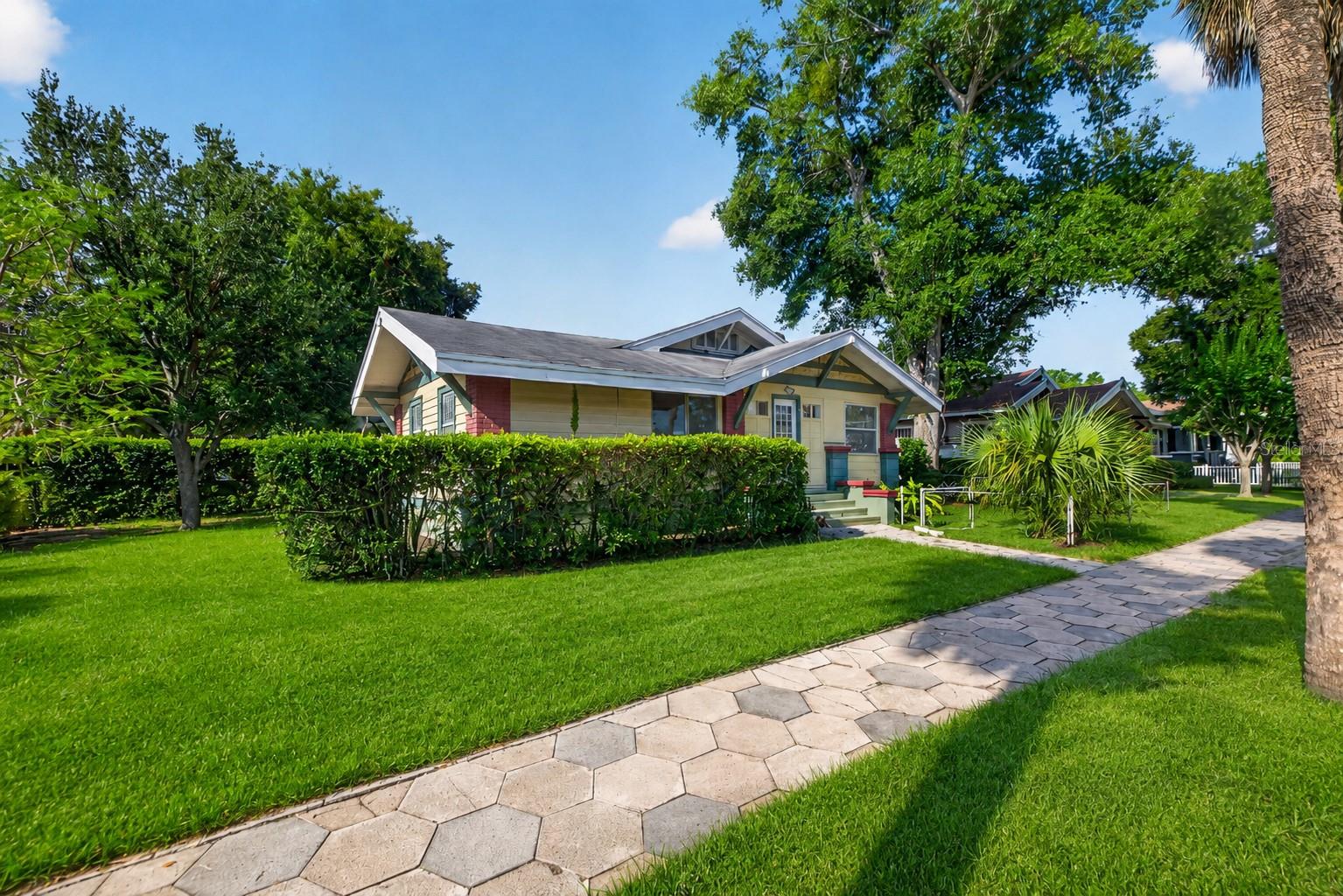 2800 2ND AVE N, ST PETERSBURG, FL — photo 2