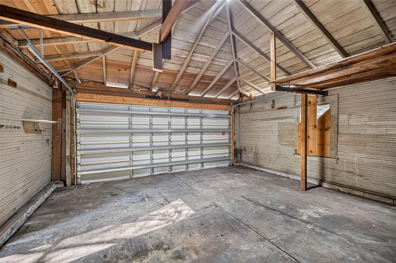 2800 2ND AVE N, ST PETERSBURG, FL — photo 37