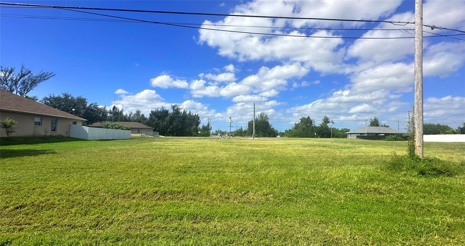 312 SW 15TH ST, CAPE CORAL, FL — photo 3