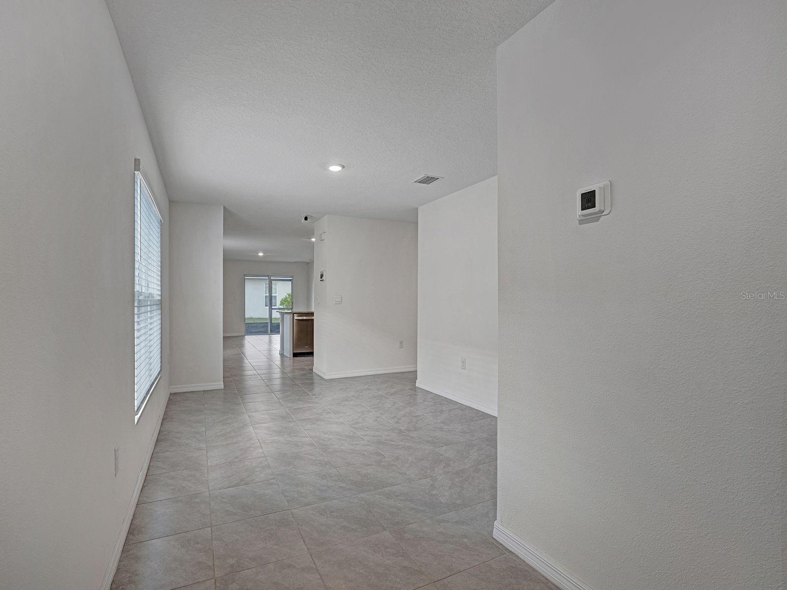 5586 LOGAN CAVE AVE, WIMAUMA, FL — photo 3