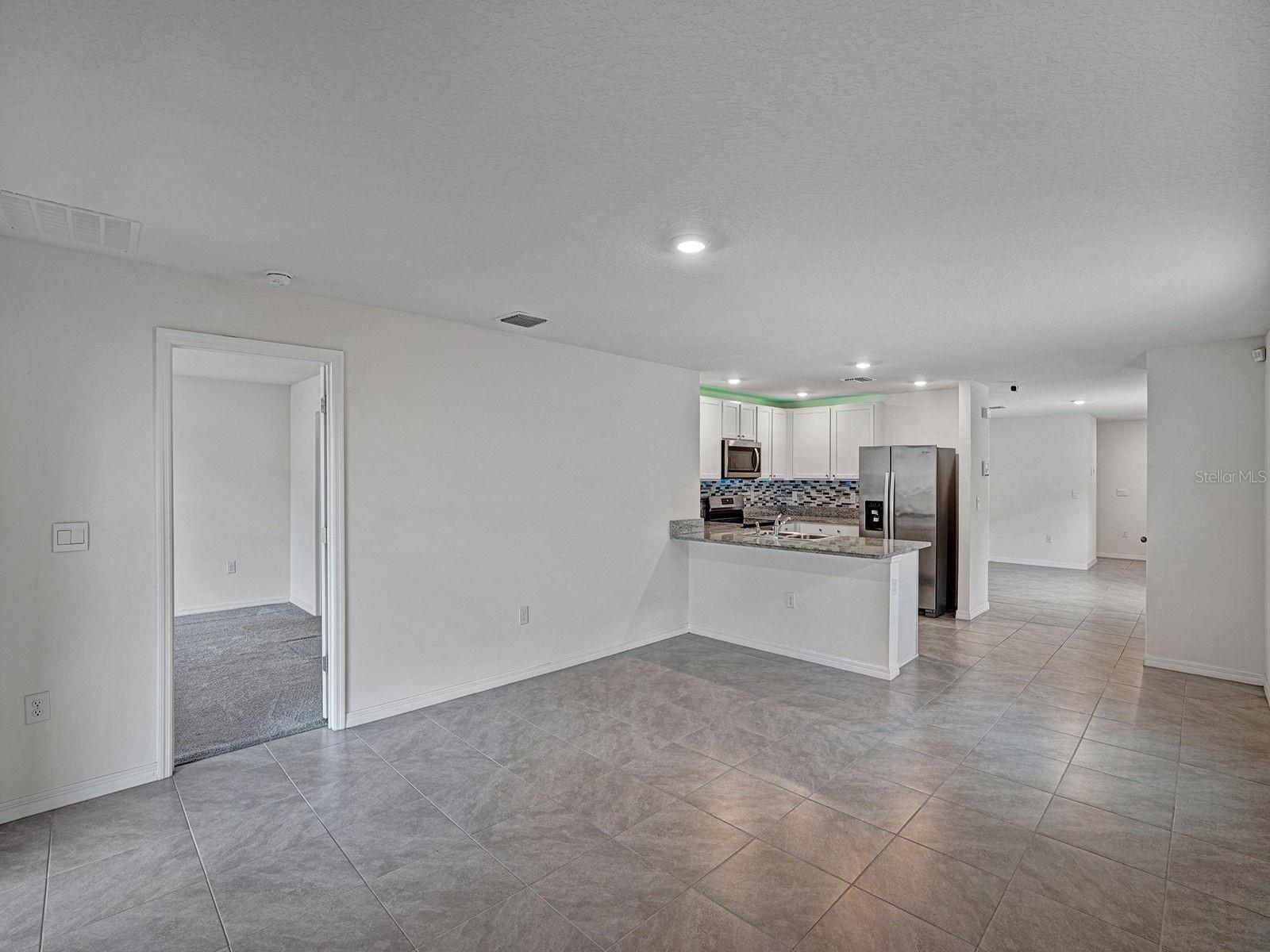 5586 LOGAN CAVE AVE, WIMAUMA, FL — photo 16