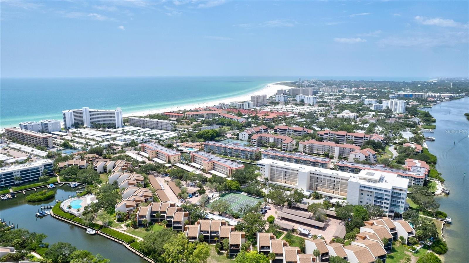 1700 COVE II PL #310, SARASOTA, FL — photo 2