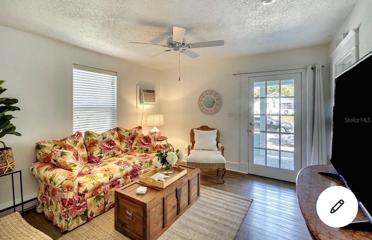 2513 8TH AVE W, BRADENTON, FL — photo 2