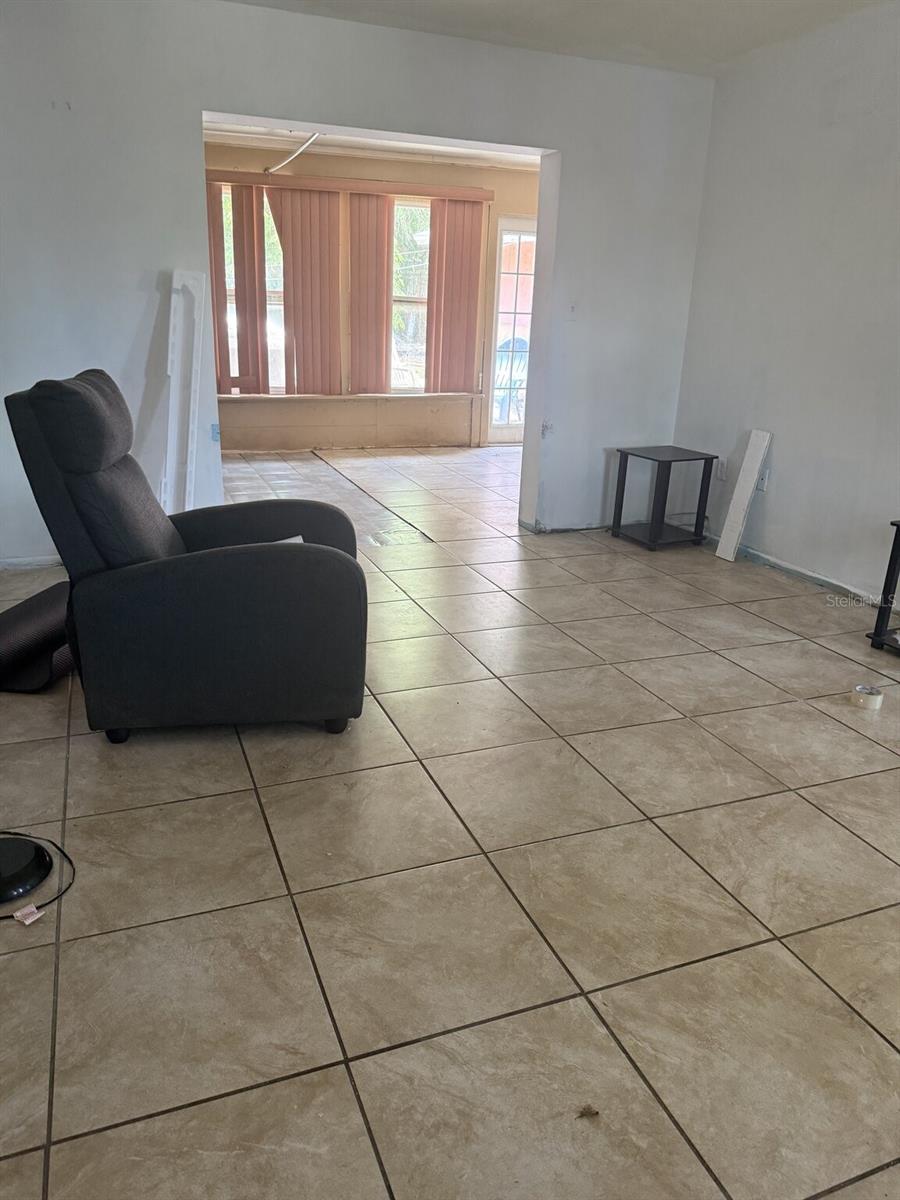 2509 25TH AVE W, BRADENTON, FL — photo 2