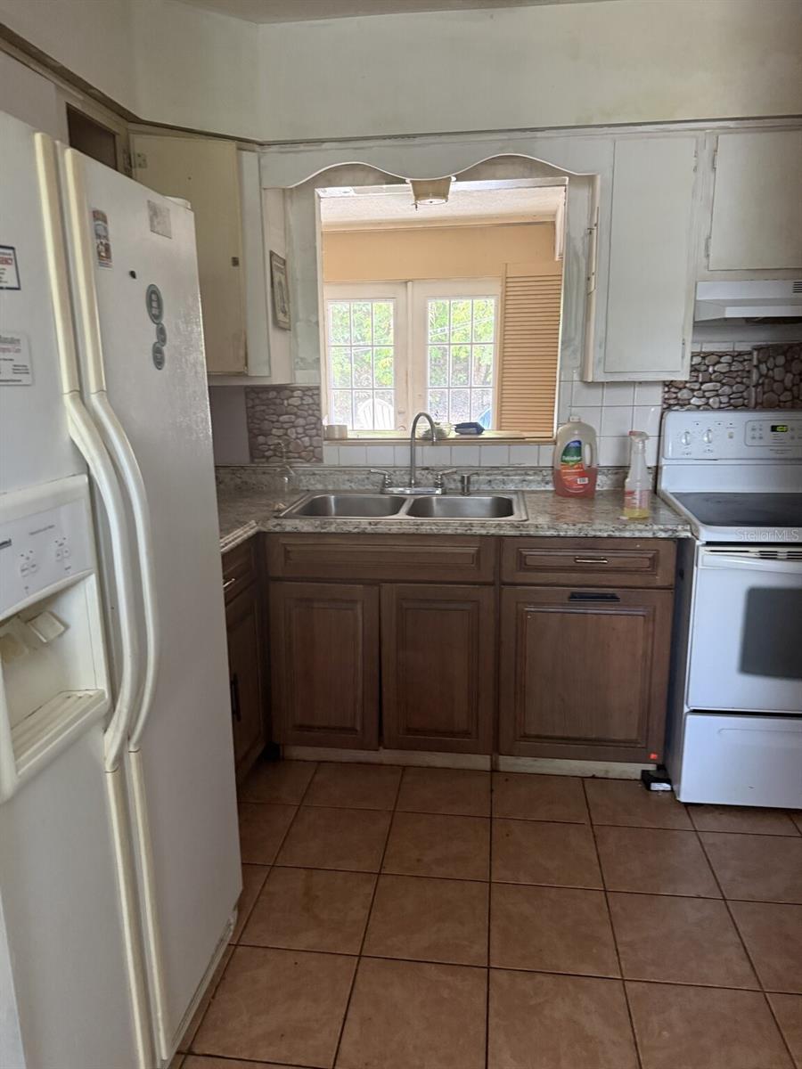 2509 25TH AVE W, BRADENTON, FL — photo 4