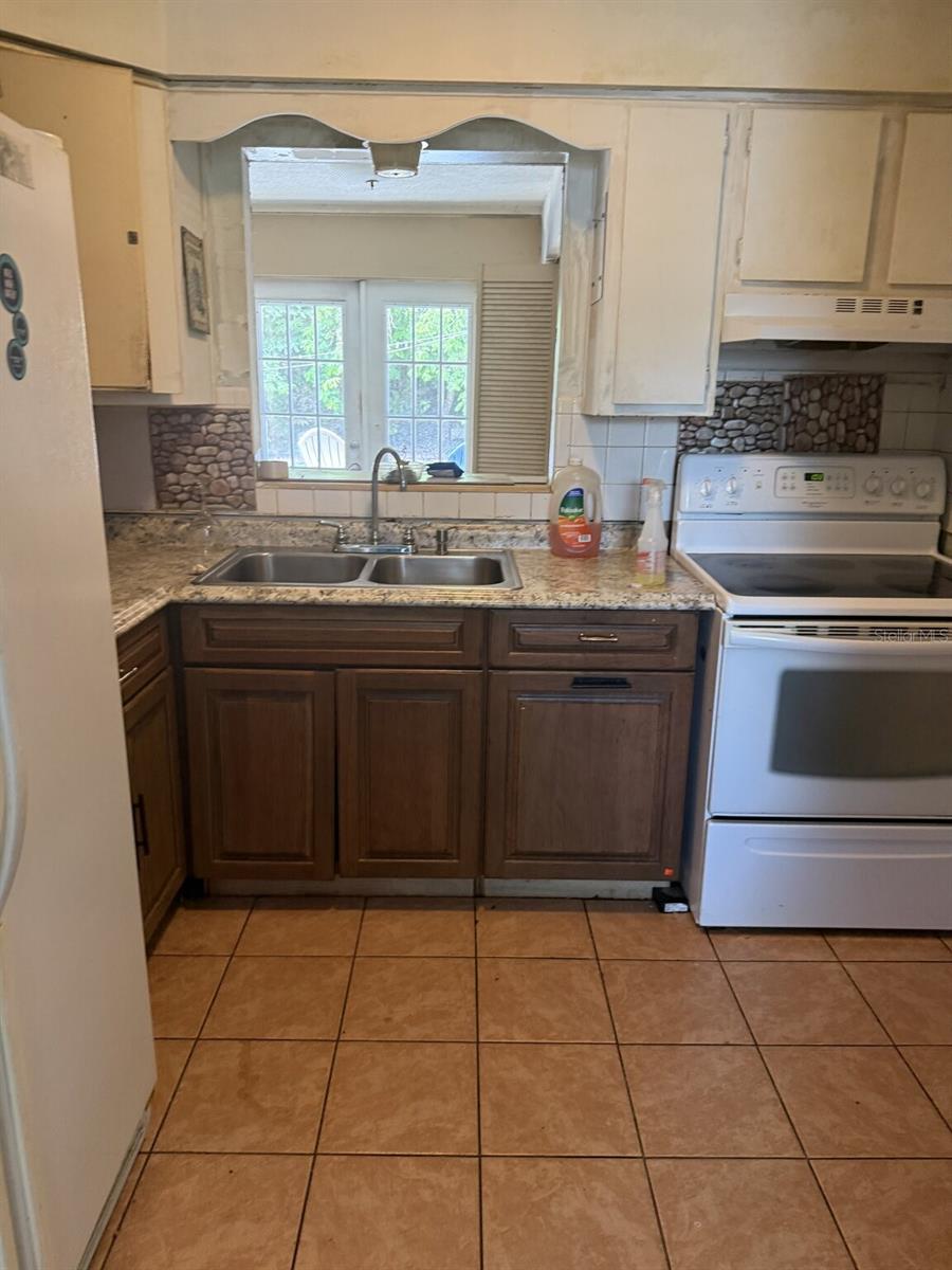 2509 25TH AVE W, BRADENTON, FL — photo 5