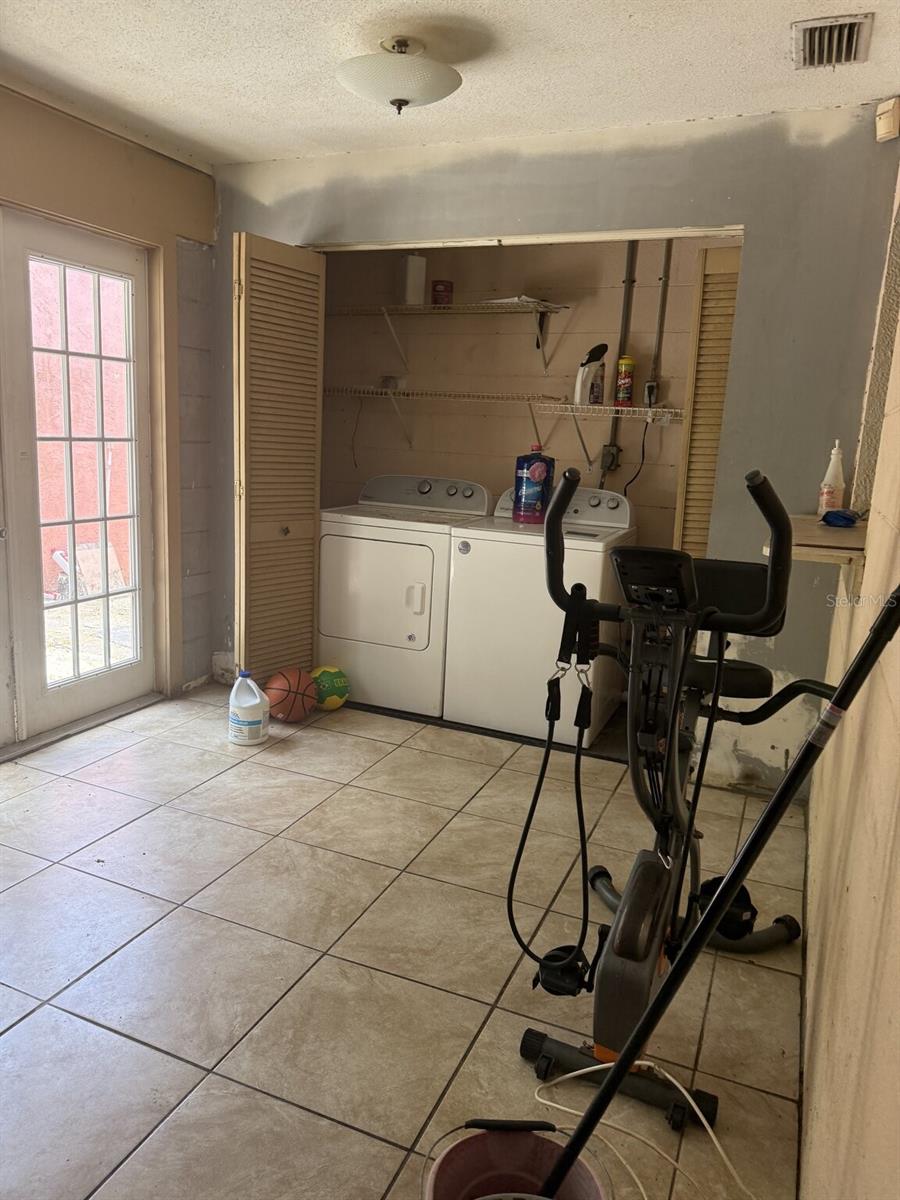 2509 25TH AVE W, BRADENTON, FL — photo 8