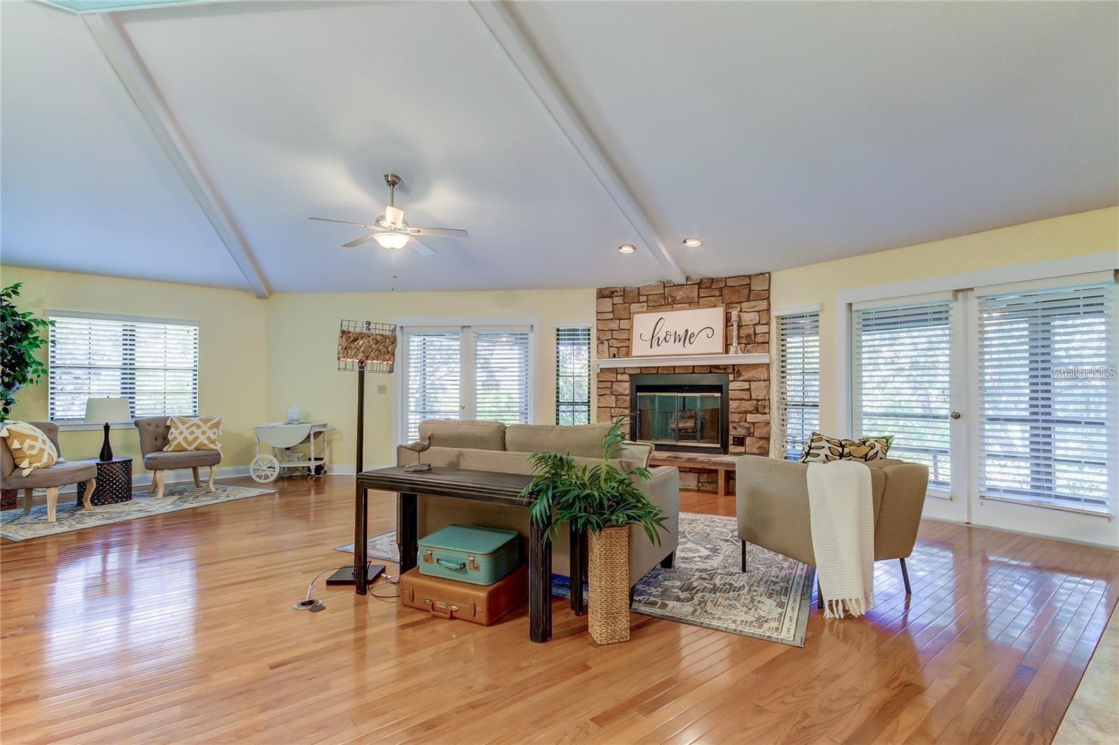 5828 OAKHURST DR, SEMINOLE, FL — photo 6