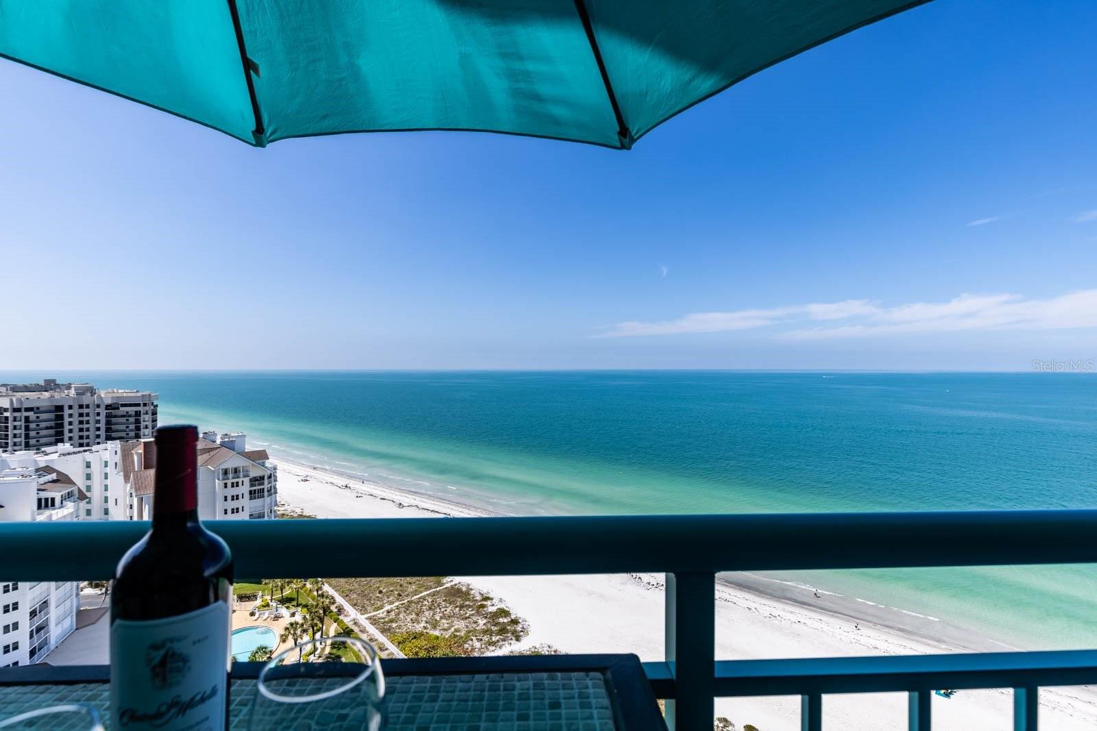 1560 GULF BLVD #1605, CLEARWATER BEACH, FL — photo 4