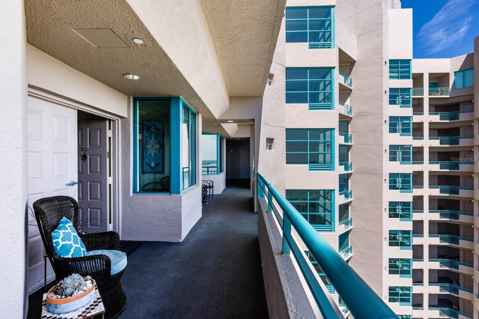 1560 GULF BLVD #1605, CLEARWATER BEACH, FL — photo 8
