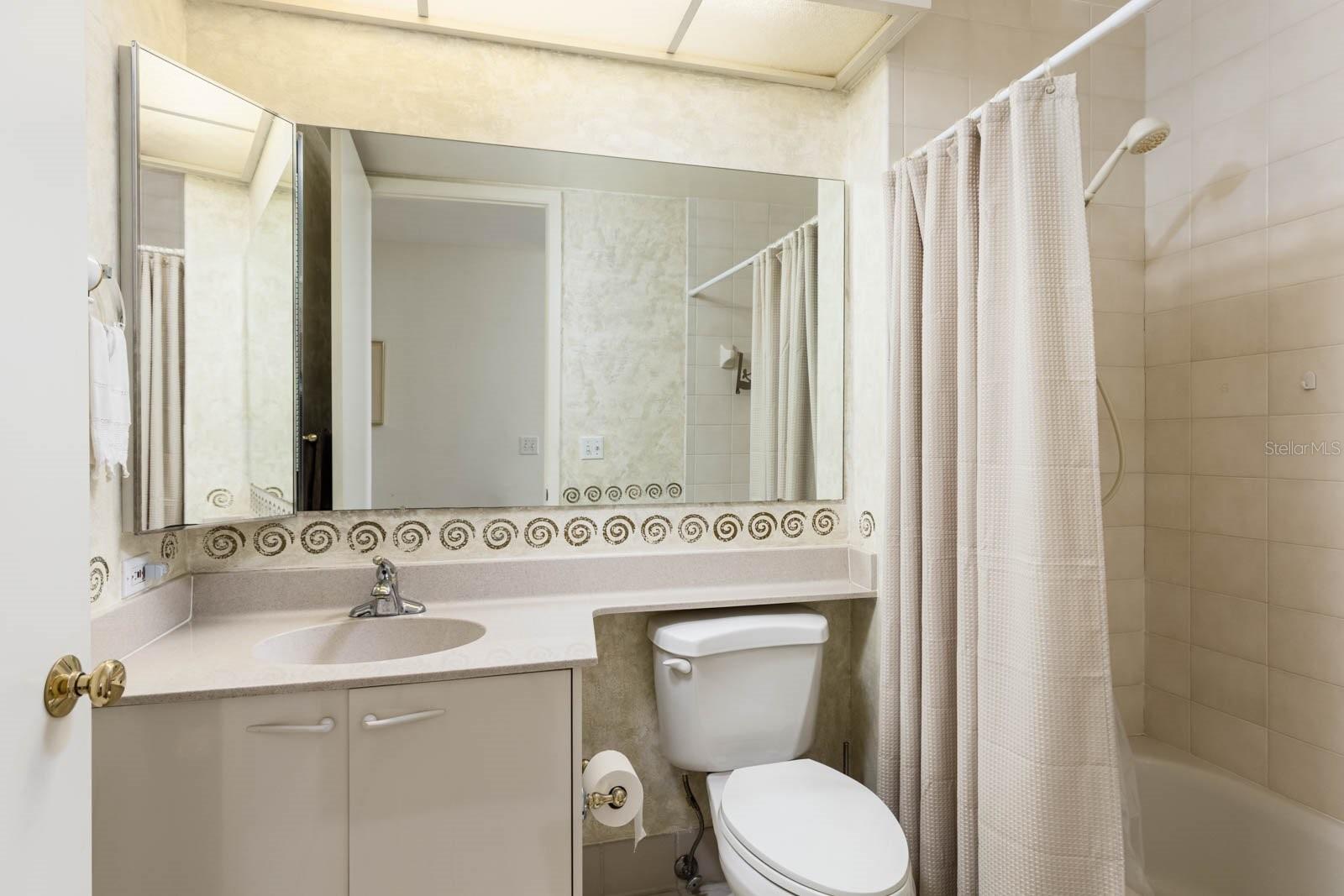 1560 GULF BLVD #1605, CLEARWATER BEACH, FL — photo 30