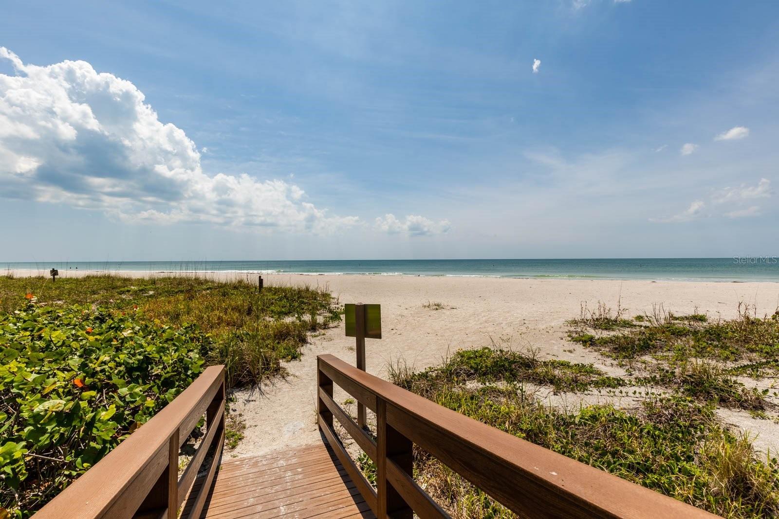 1560 GULF BLVD #1605, CLEARWATER BEACH, FL — photo 59