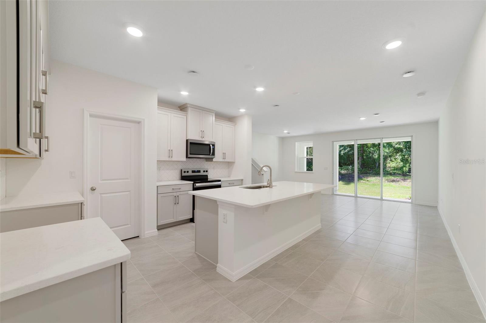 1657 GREENLEAF WOODS CV, OVIEDO, FL — photo 3