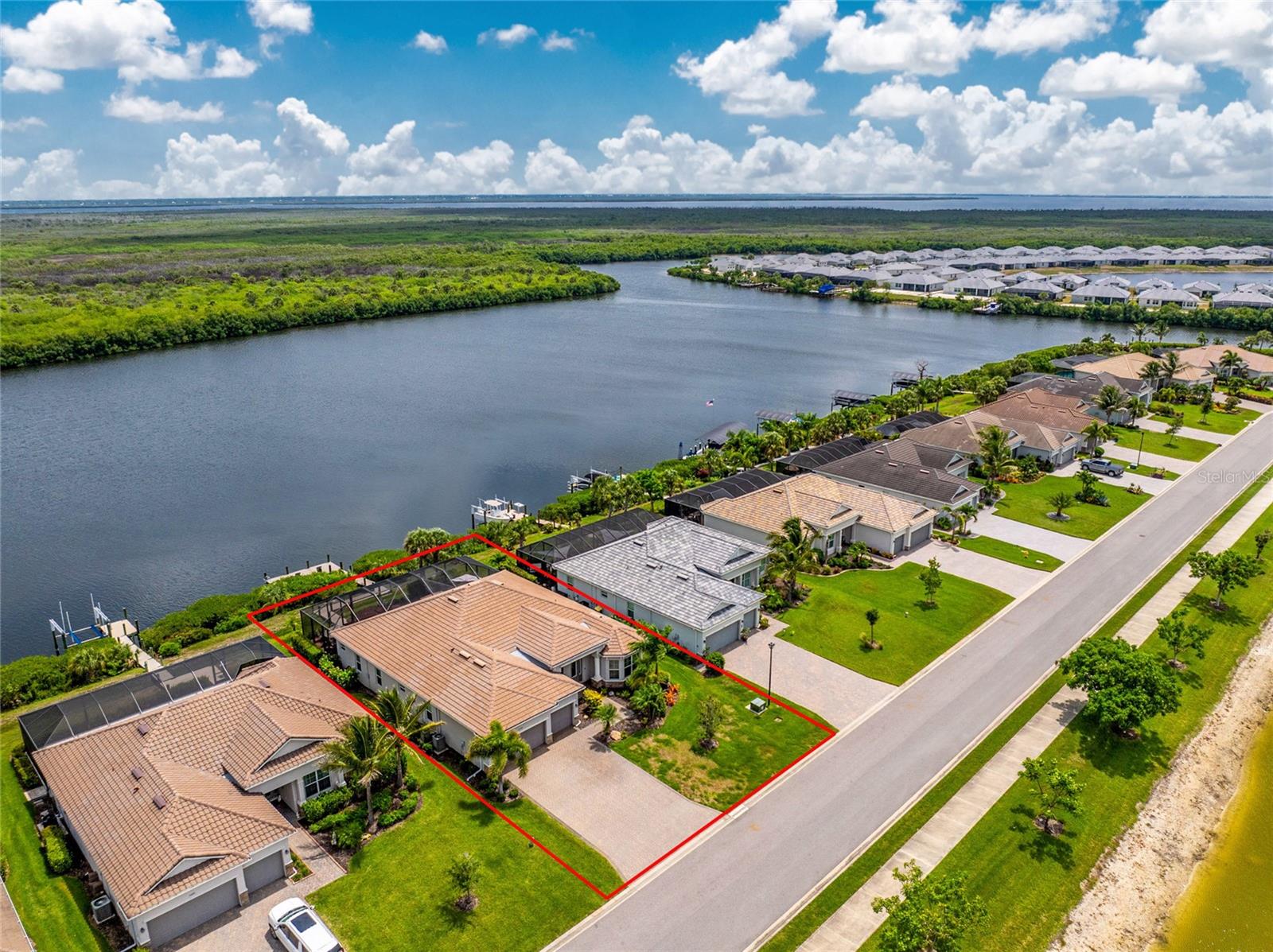 15248 SPANISH POINT DR, PORT CHARLOTTE, FL — photo 2