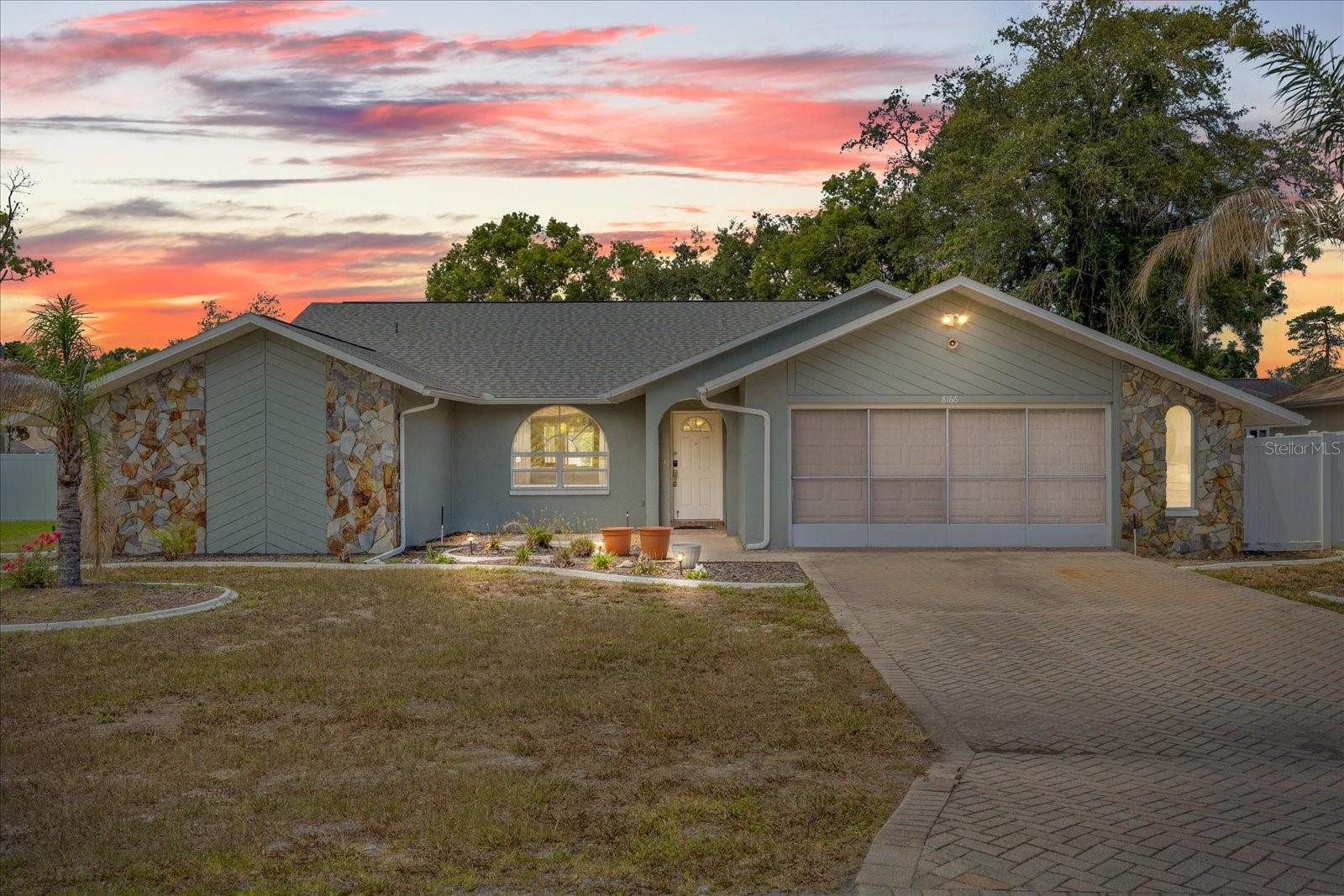 8166 WINDING OAK LN, SPRING HILL, FL