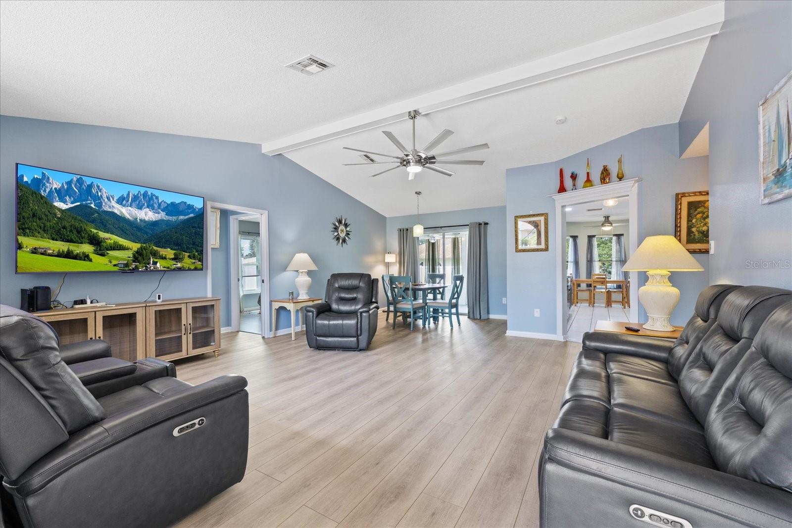 8166 WINDING OAK LN, SPRING HILL, FL — photo 4