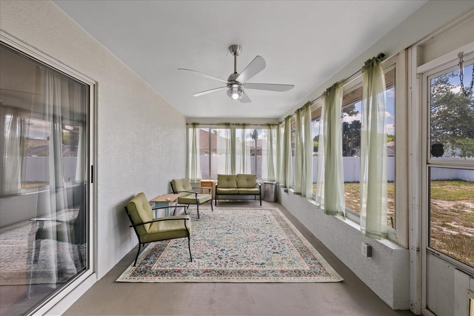 8166 WINDING OAK LN, SPRING HILL, FL — photo 36