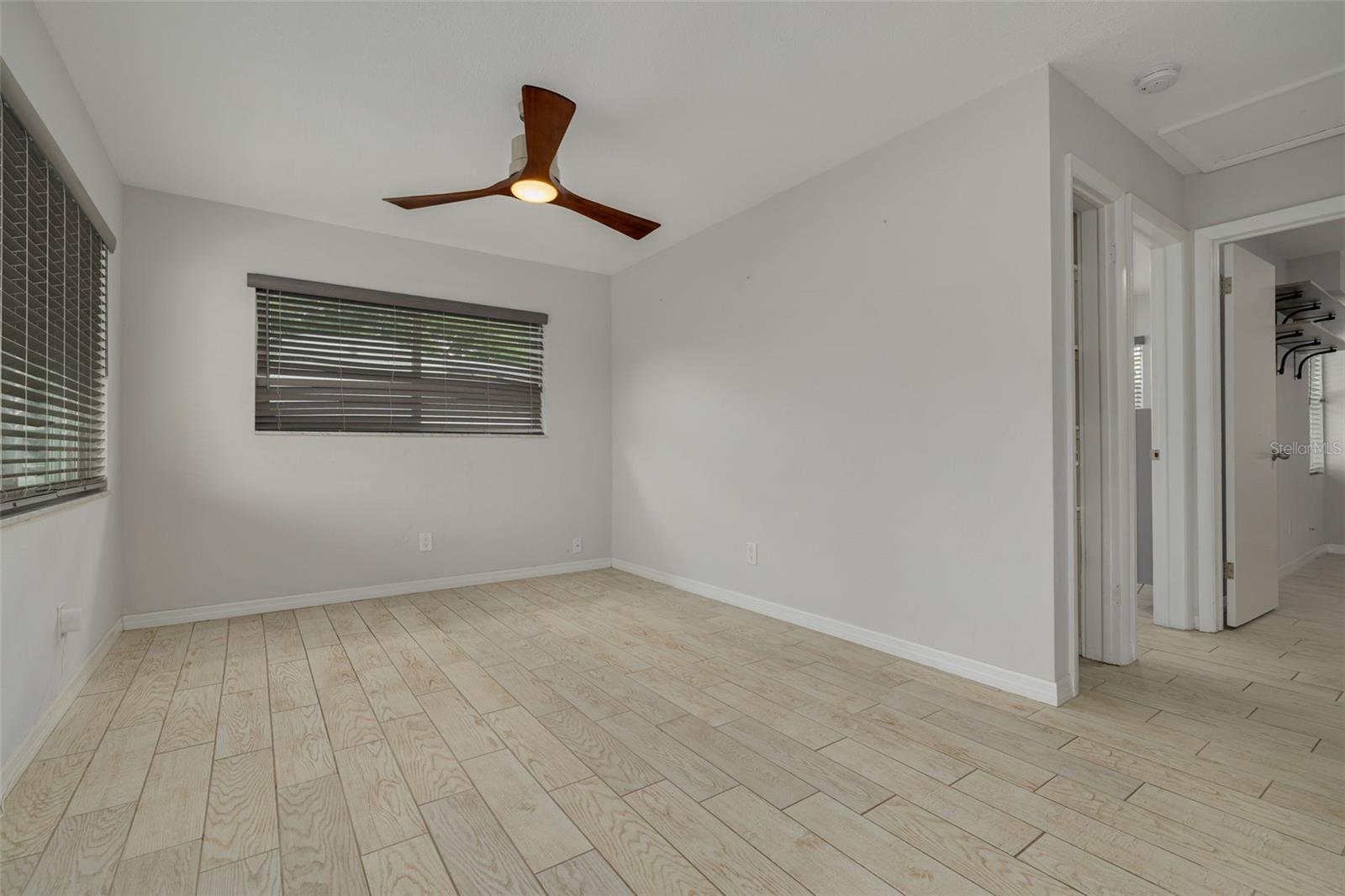 710 50TH AVE N, ST PETERSBURG, FL — photo 7