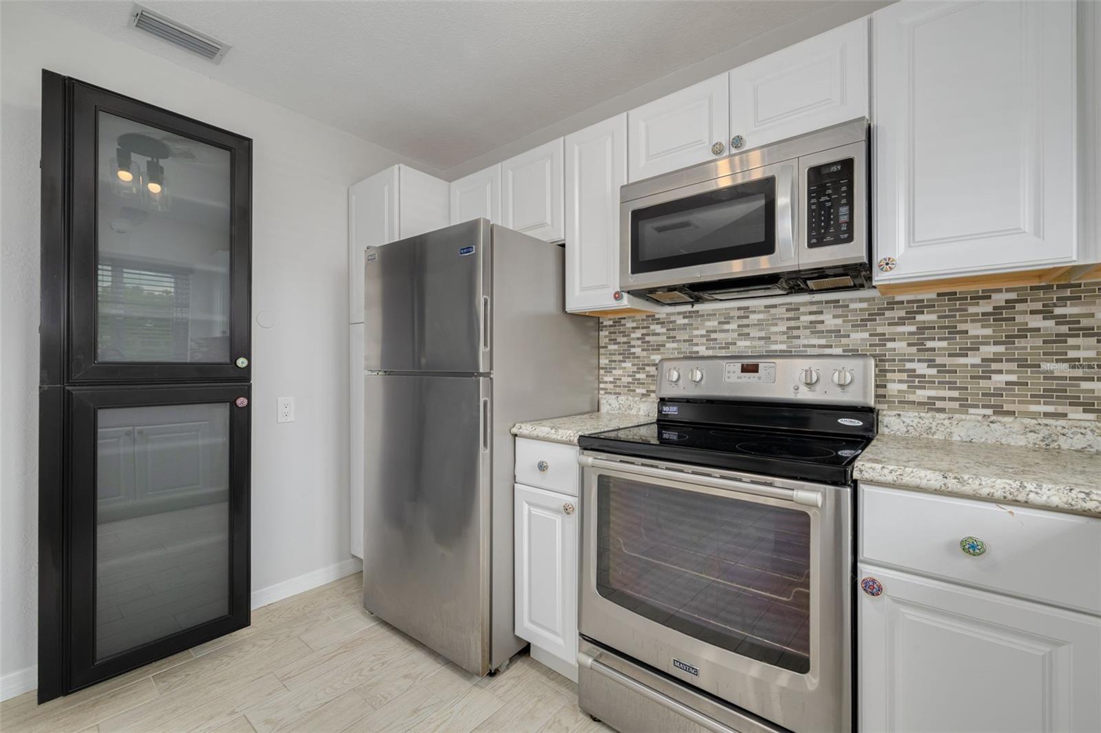 710 50TH AVE N, ST PETERSBURG, FL — photo 11