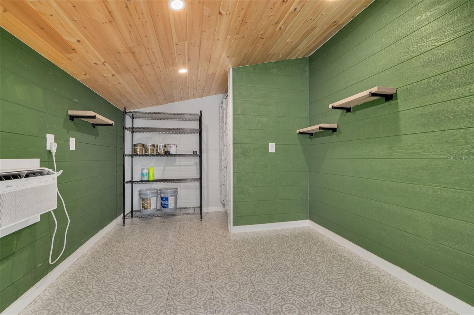 710 50TH AVE N, ST PETERSBURG, FL — photo 21