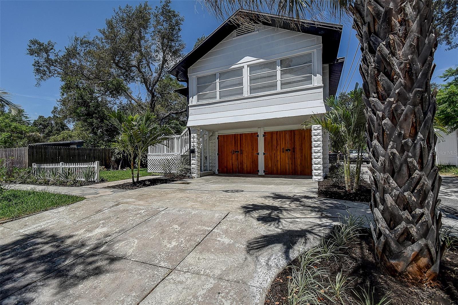 212 48TH ST N, ST PETERSBURG, FL — photo 9