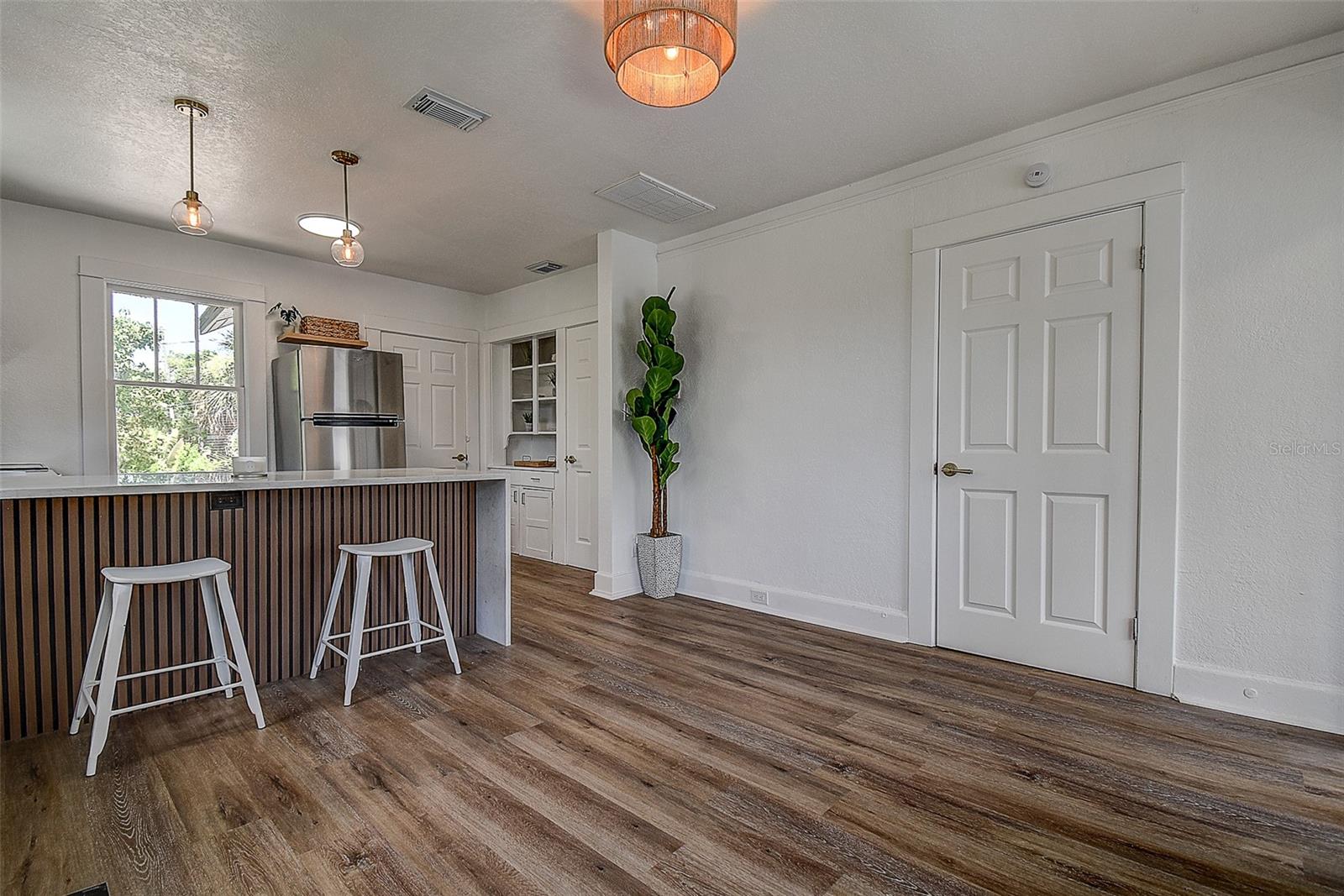 212 48TH ST N, ST PETERSBURG, FL — photo 12