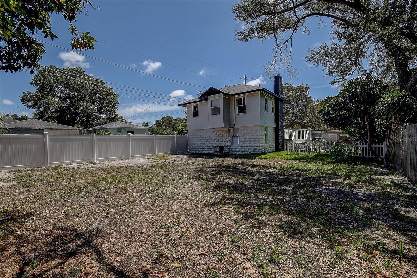 212 48TH ST N, ST PETERSBURG, FL — photo 27