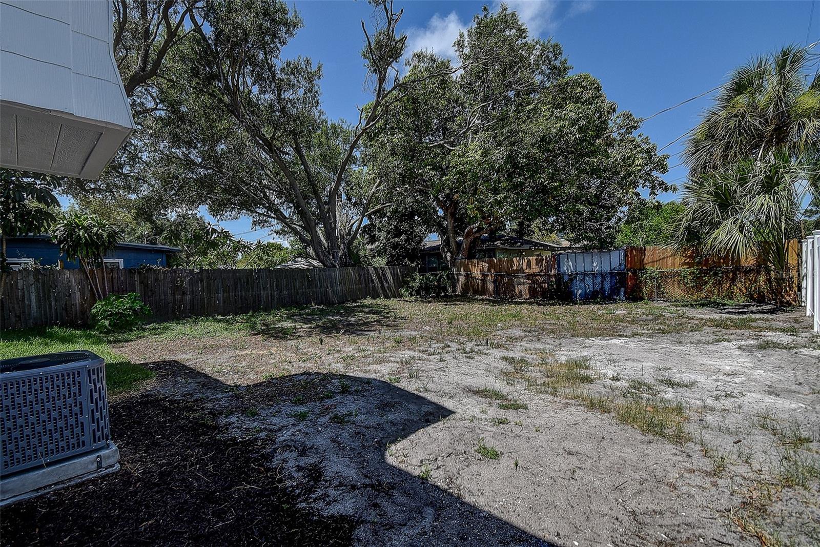 212 48TH ST N, ST PETERSBURG, FL — photo 29