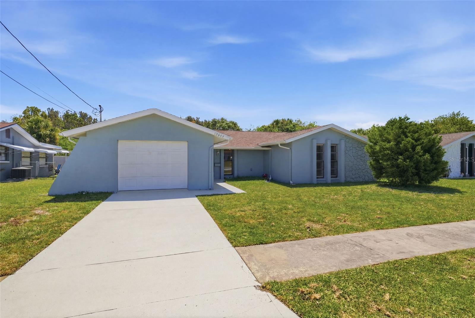 12824 1ST ISLE, HUDSON, FL — photo 27