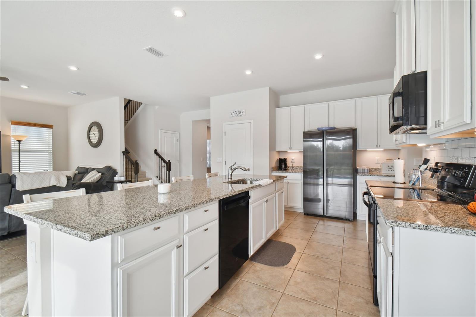 8308 GREENWAY AVE, WESLEY CHAPEL, FL — photo 7
