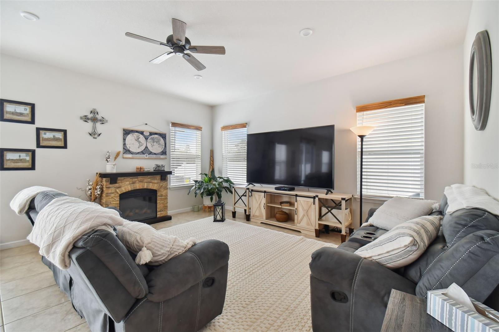 8308 GREENWAY AVE, WESLEY CHAPEL, FL — photo 12