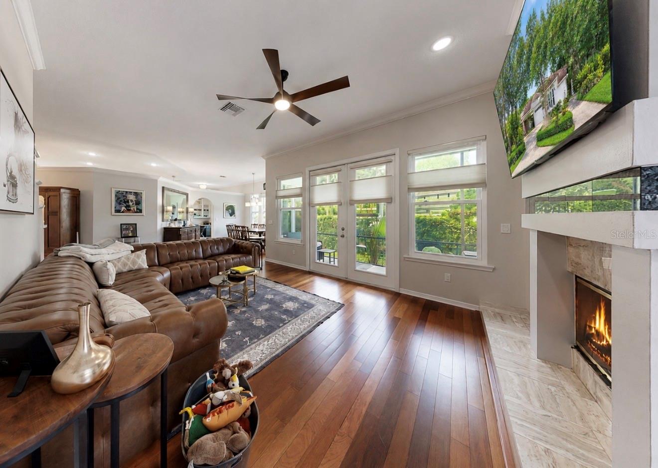 5204 GREEN FOREST CT, TAMPA, FL — photo 10