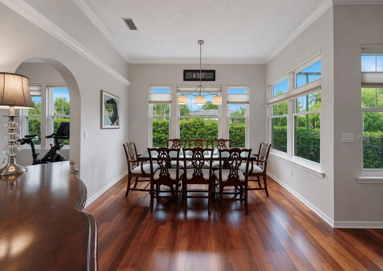 5204 GREEN FOREST CT, TAMPA, FL — photo 13