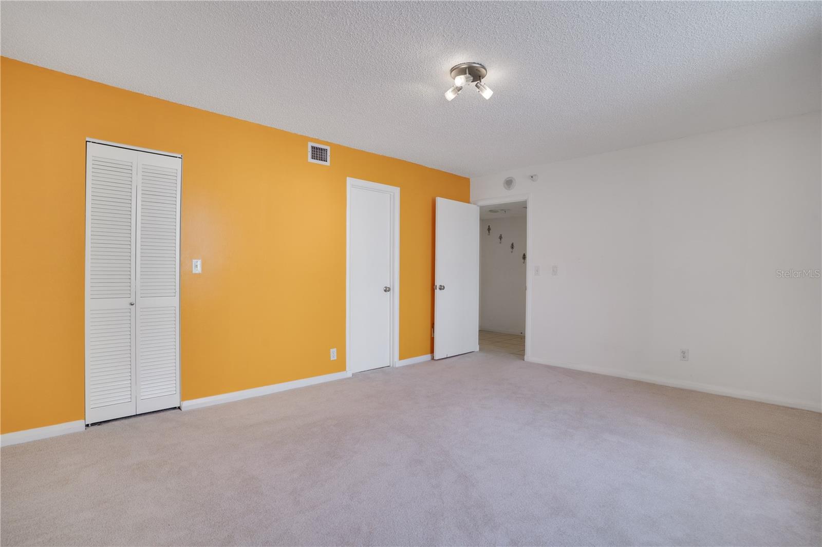 5940 PELICAN BAY PLZ S #504, ST PETERSBURG, FL — photo 18