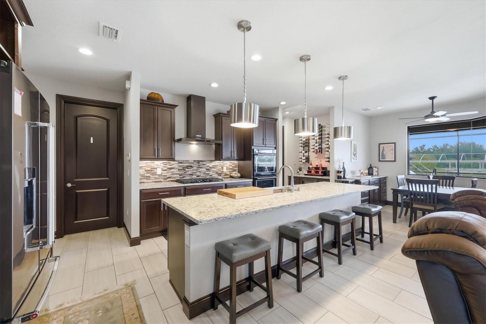 9404 SPRING CIR, PORT CHARLOTTE, FL — photo 10
