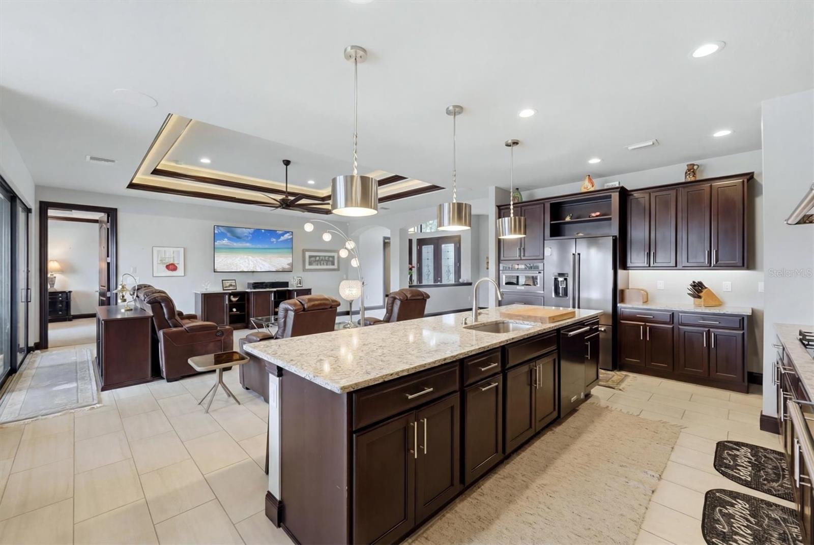 9404 SPRING CIR, PORT CHARLOTTE, FL — photo 12