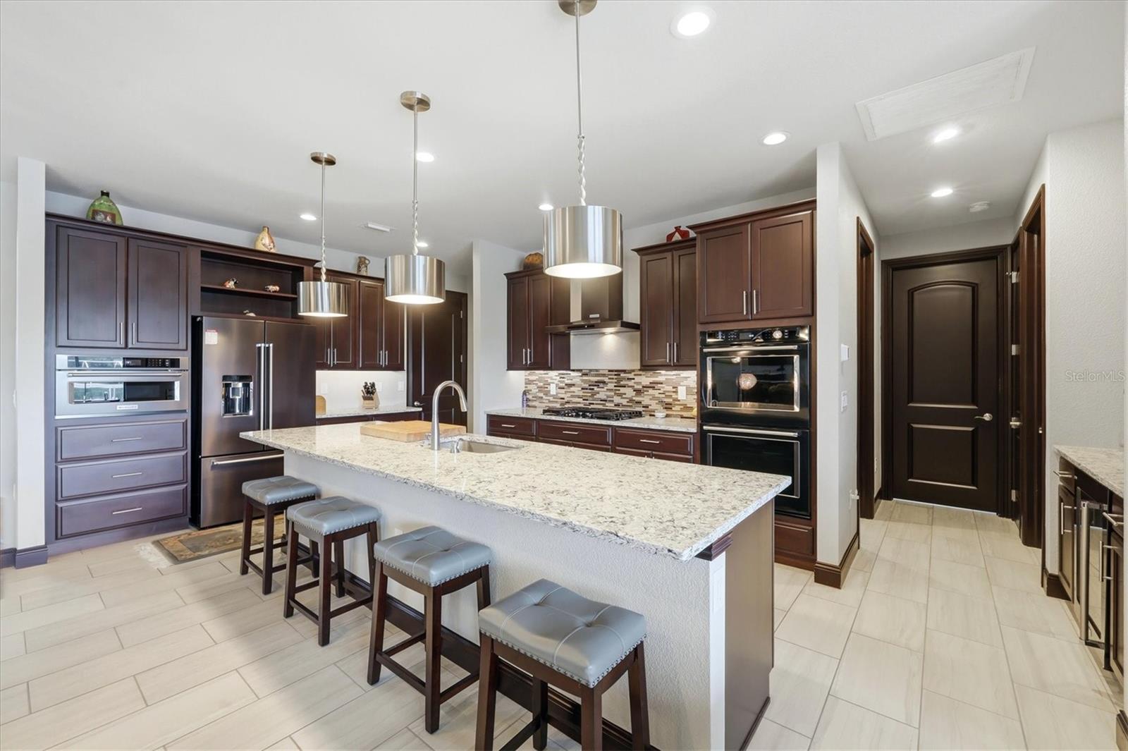 9404 SPRING CIR, PORT CHARLOTTE, FL — photo 13