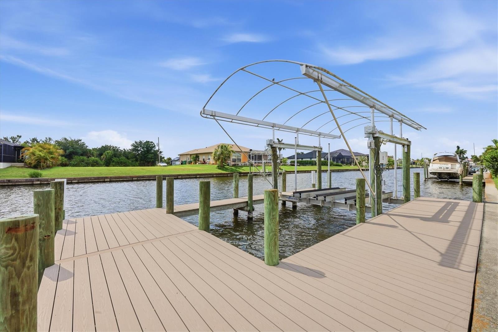 9404 SPRING CIR, PORT CHARLOTTE, FL — photo 40